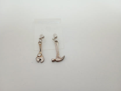 Single pair of earrings large assortment 6.00