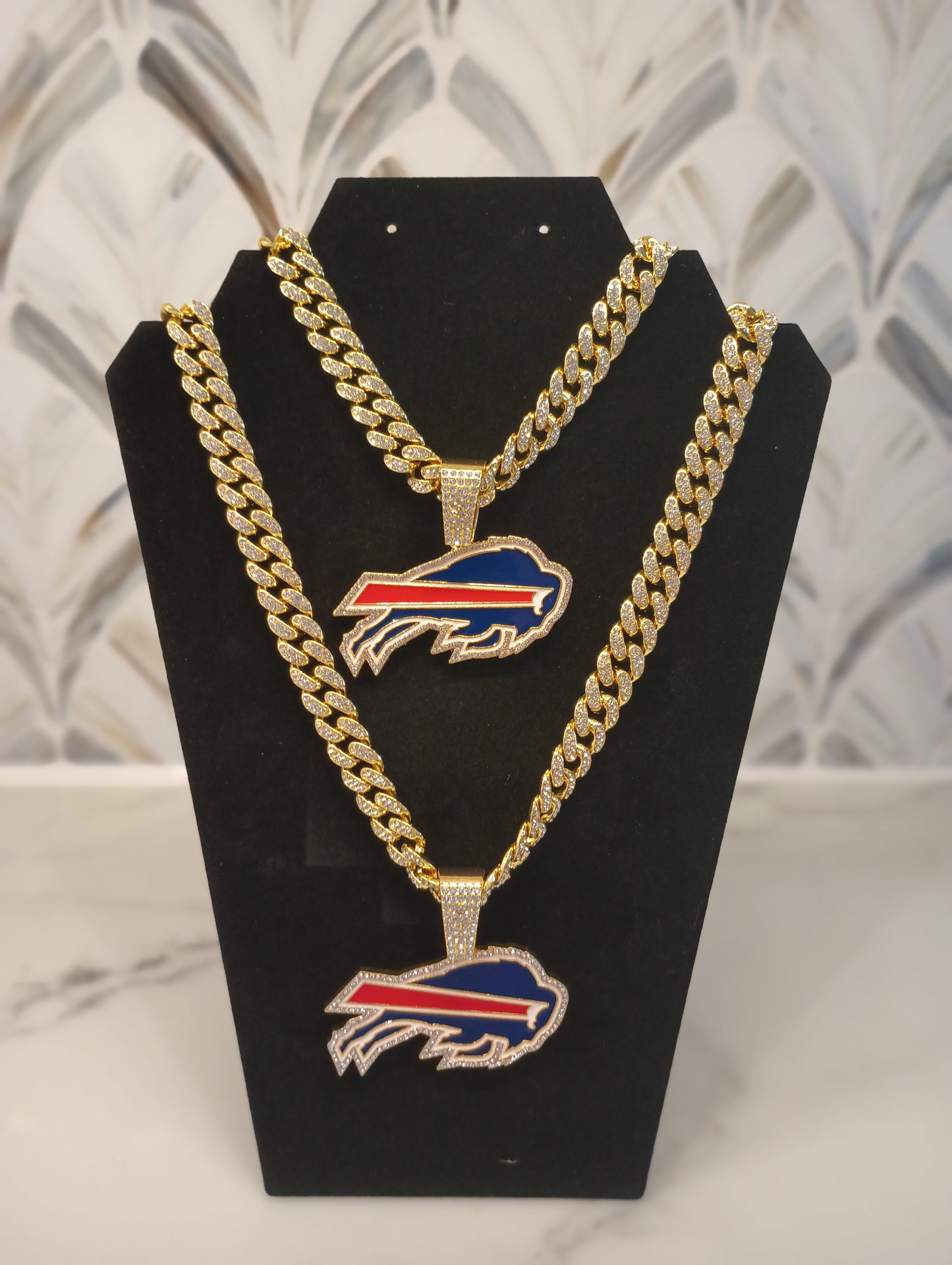 Buffalo bills sparkling Pendant 20 inch gold color