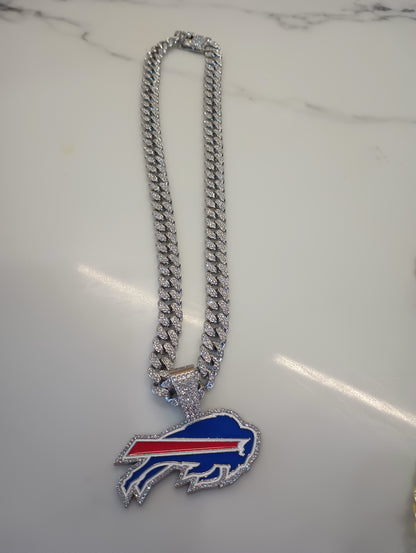 Buffalo bills pendant sparkly 20 inch silver color