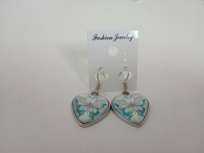 Single pair of earrings large assortment 6.00